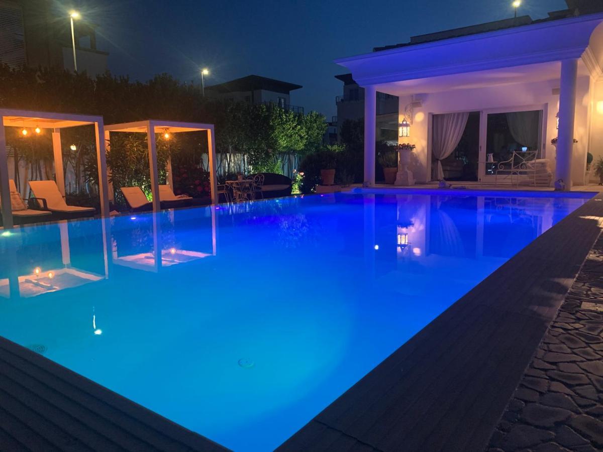 White House Luxury Hospitality Hotel Olbia Exterior foto
