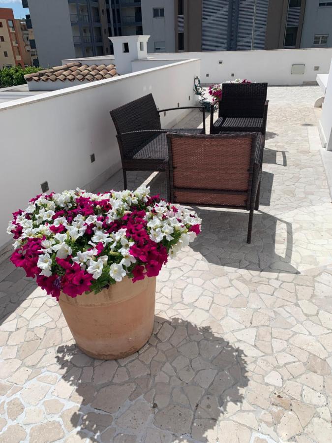 White House Luxury Hospitality Hotel Olbia Exterior foto