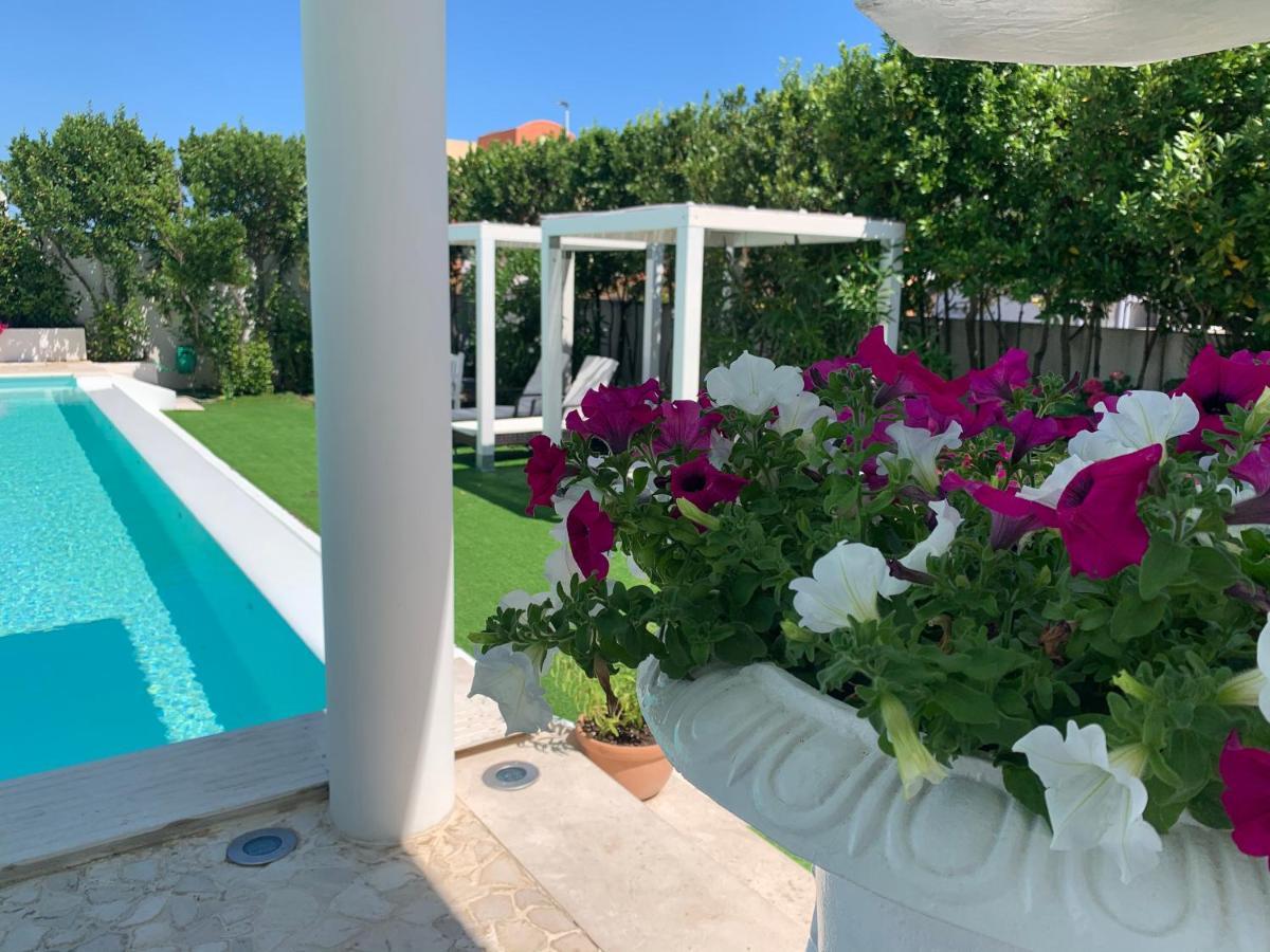 White House Luxury Hospitality Hotel Olbia Exterior foto