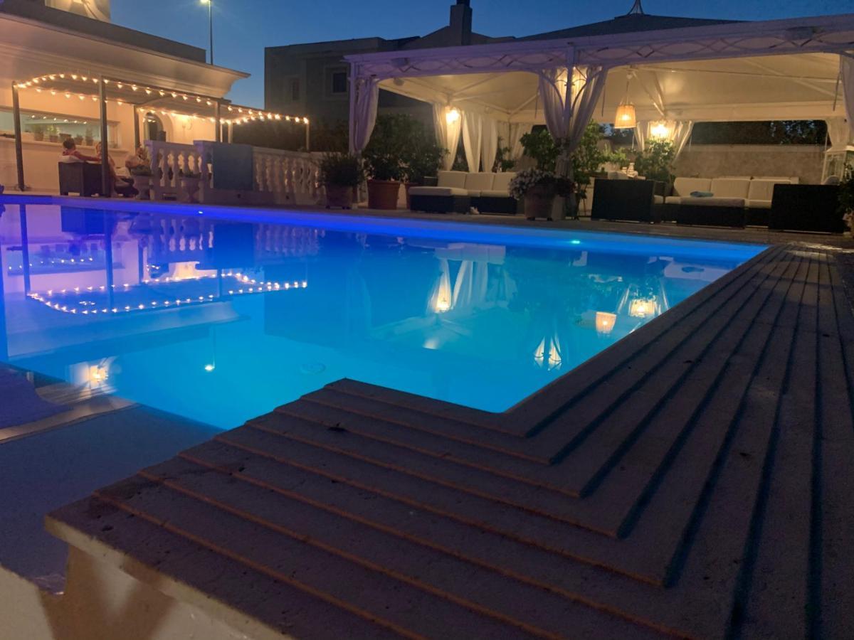 White House Luxury Hospitality Hotel Olbia Exterior foto