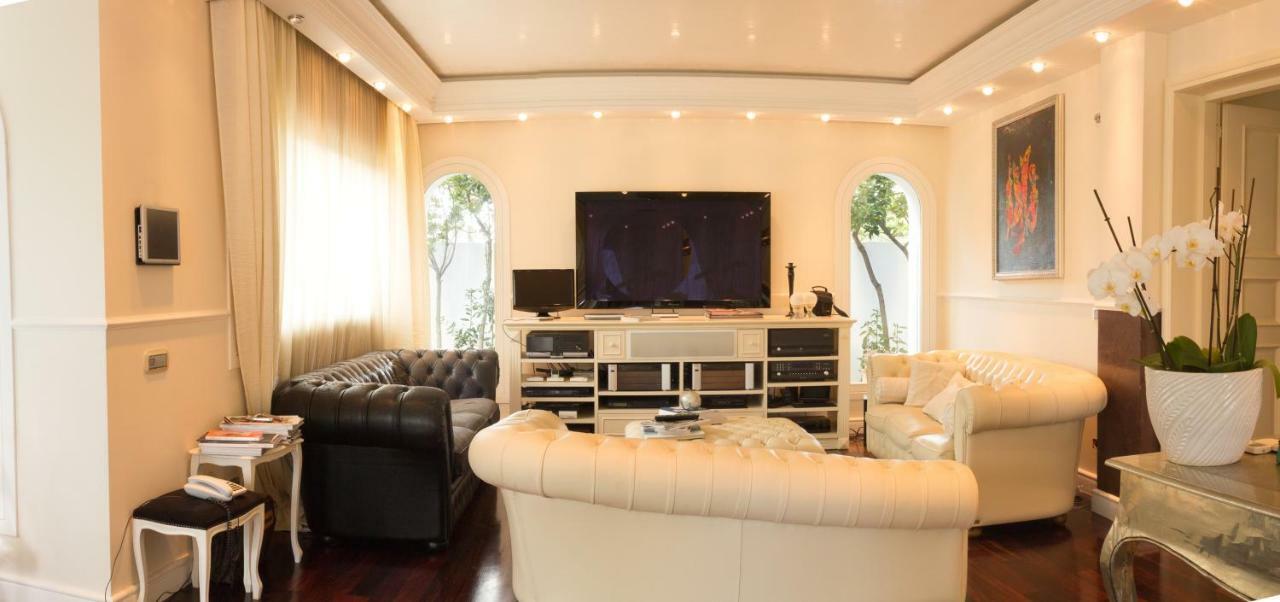 White House Luxury Hospitality Hotel Olbia Exterior foto